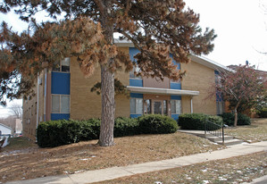 3346 S Whitnall Ave Apartments