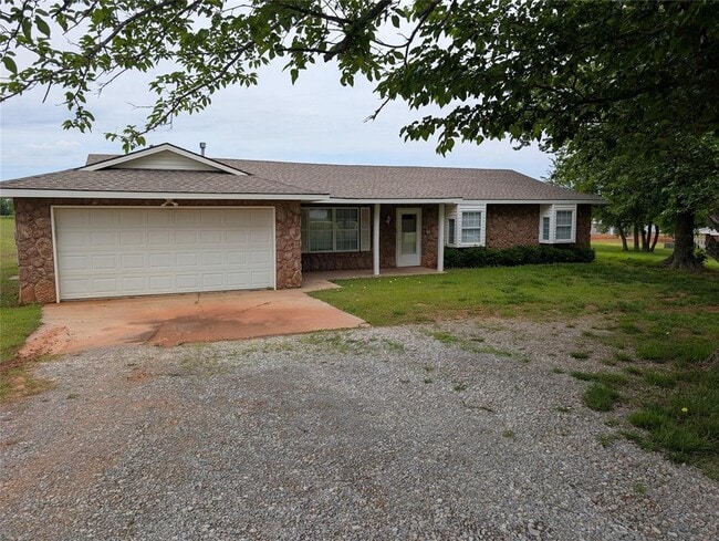 409 SW 27th Pl in Newcastle, OK - Building Photo - Building Photo