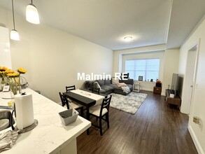 81 Amory St, Unit 202 in Boston, MA - Building Photo - Building Photo