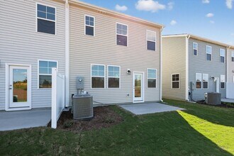 88 Blossom Fld Wy in Angier, NC - Building Photo - Building Photo