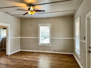 83 Elm St in Griffin, GA - Building Photo - Building Photo