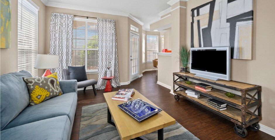 Lanesborough Apartments Photo