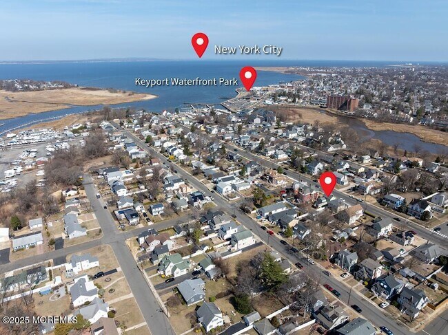 166 Broadway in Keyport, NJ - Building Photo - Building Photo