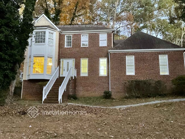 property at 1361 Willowbrook Dr SW