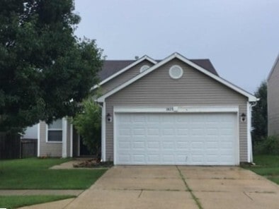 property at 2823 Everbloom Pl