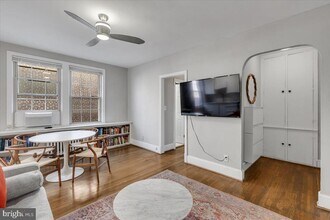 1301 Longfellow St NW in Washington, DC - Building Photo - Building Photo