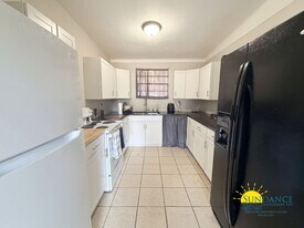 650 Blakely Ave in Crestview, FL - Building Photo