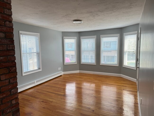 4 Cousins St, Unit 2 in Salem, MA - Building Photo - Building Photo
