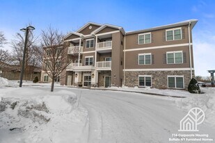 2497 Sweet Home Rd, Unit 101 in Buffalo, NY - Building Photo