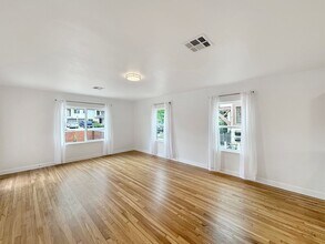 4611 North Ave in San Diego, CA - Building Photo - Building Photo