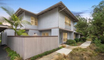 4362 Vision Dr in San Diego, CA - Building Photo