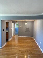 2844 Hartford St SE, Unit Hartford 303 in Washington, DC - Foto de edificio - Building Photo
