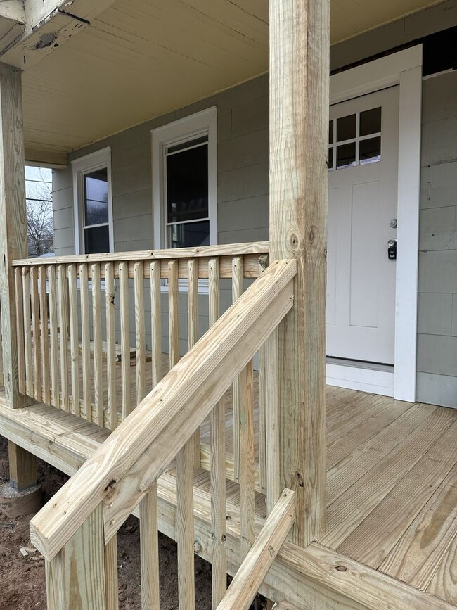 145-147 Pearl St in Manchester, CT - Building Photo - Building Photo