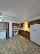1324 W Main St, Unit 2 in Merrill, WI - Building Photo - Building Photo