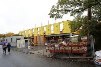 Langano Apartments in Portland, OR - Building Photo - Building Photo