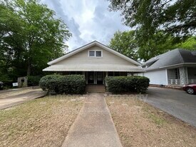 2187 Court Ave in Memphis, TN - Building Photo