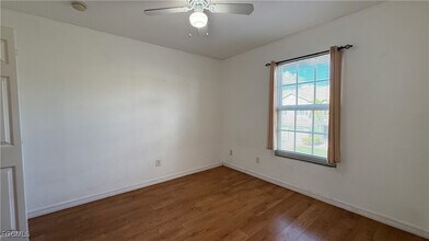 3620 Pine Oak Cir in Ft. Myers, FL - Building Photo - Building Photo