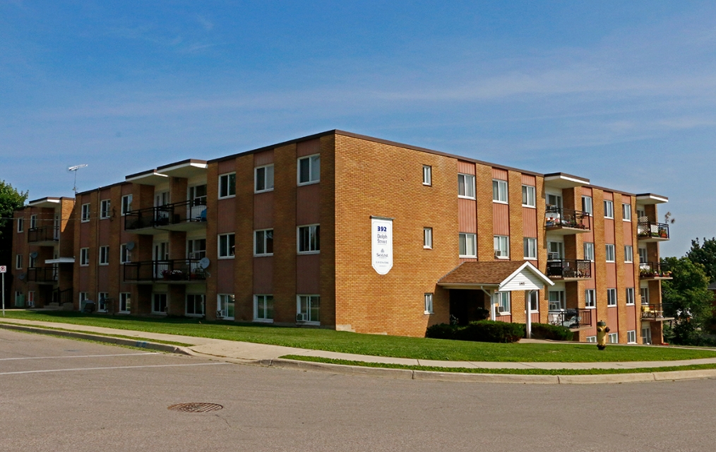 Dolph Street Apartments in Cambridge, ON - Building Photo