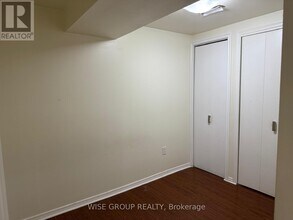 71 Greenbelt Crescent in Richmond Hill, ON - Building Photo - Building Photo