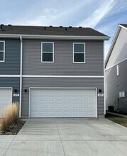 2245 Aaron Wy in Fremont, NE - Building Photo - Building Photo