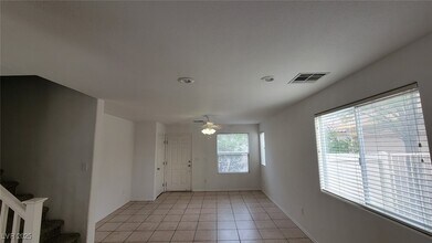 9168 Starling Wing Pl in Las Vegas, NV - Building Photo - Building Photo