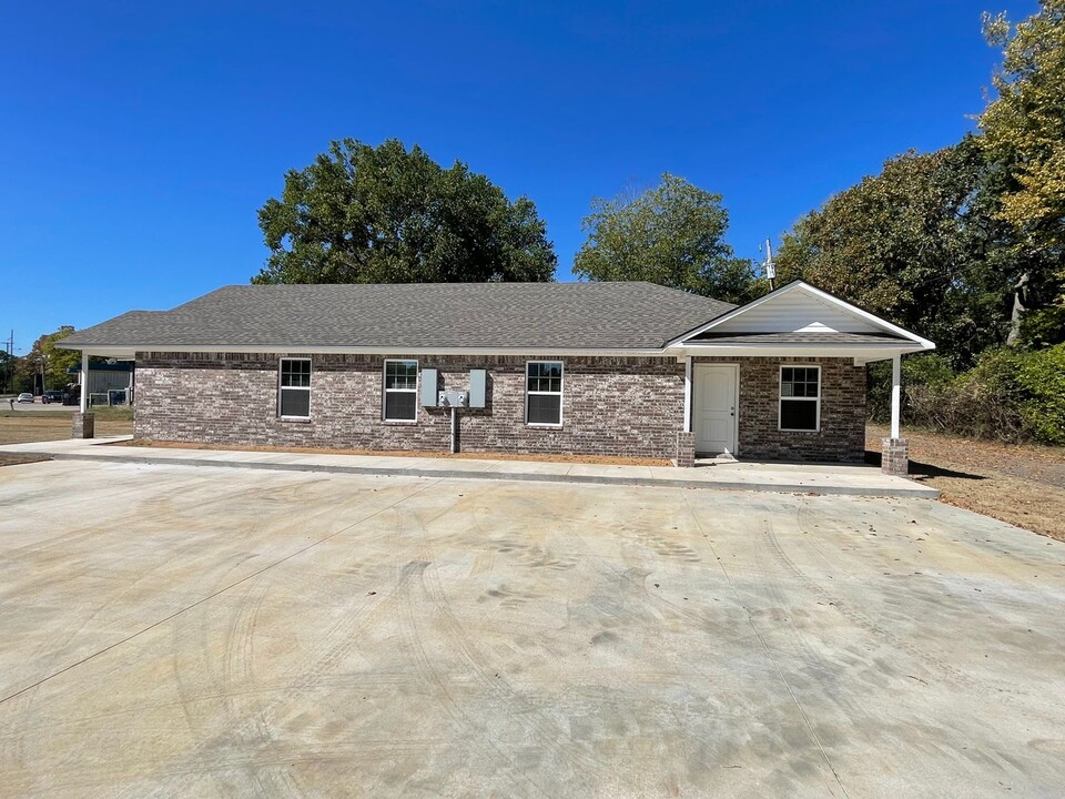 2635 N 6th St in Fort Smith, AR - Building Photo