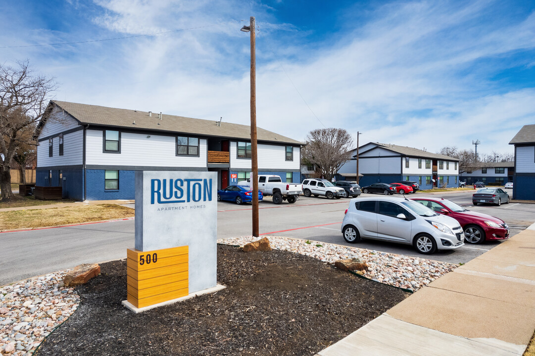 The Ruston in Saginaw, TX - Foto de edificio