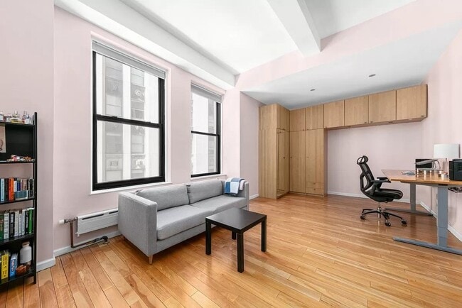 3 Hanover Square in New York, NY - Building Photo - Building Photo