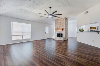 3518 Pecan Point Dr in Sugar Land, TX - Building Photo - Building Photo