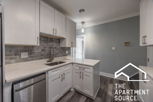 1417 W Hutchinson St in Chicago, IL - Building Photo - Building Photo