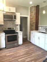 128 N 5th St-Unit -1 in Geneva, IL - Foto de edificio - Building Photo