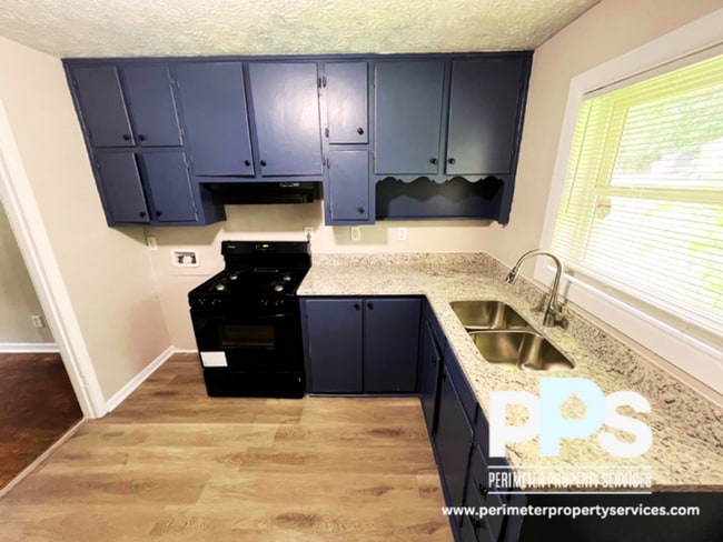 85 Pine St NE in Fairburn, GA - Building Photo - Building Photo