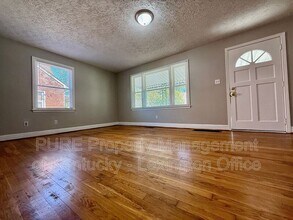 829 Darley Dr in Lexington, KY - Building Photo - Building Photo