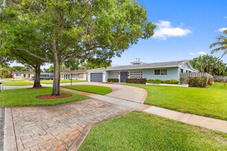 5281 SW 4th Ct in Plantation, FL - Building Photo - Building Photo