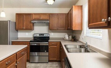 24761 Opal St in Mattawan, MI - Building Photo - Building Photo