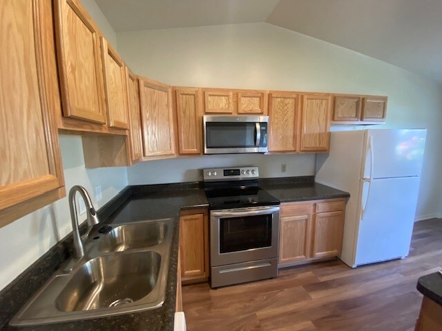 819 Trustway Ct, Unit 819 in Mason, OH - Foto de edificio - Building Photo