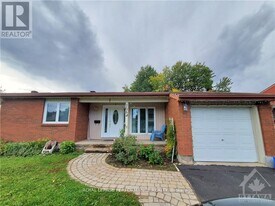 1064 Alenmede Crescent in Ottawa, ON - Building Photo