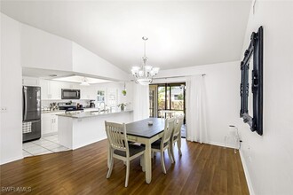 17568 Fuchsia Rd in Ft. Myers, FL - Foto de edificio - Building Photo