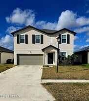 5149 Armina Pl in Fort Pierce, FL - Building Photo