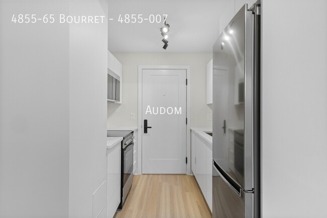 property at 4855-65 Av Bourret