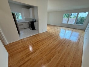 1514 Orange Grove Ave, Unit 8 in Los Angeles, CA - Building Photo - Building Photo