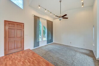 27602 25th Dr. S in Federal Way, WA - Building Photo - Building Photo