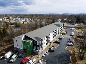 Signature Flats at Hershey in Hershey, PA - Foto de edificio - Building Photo