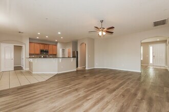 1610 White Dove Ct in Brandon, FL - Building Photo - Building Photo