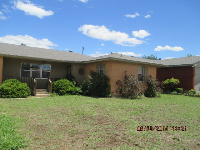 32 SW 45th St in Lawton, OK - Building Photo