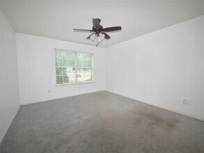5604 Adair Dr in Austin, TX - Building Photo - Building Photo