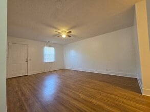 1034 Jessamine Trail in Sumter, SC - Building Photo - Building Photo