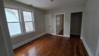 111 Smith St, Unit 3 in Bridgeport, CT - Building Photo - Building Photo