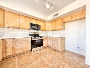 1016 E Taylor Trail in Queen Creek, AZ - Foto de edificio - Building Photo