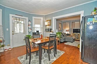 25 Saunders St, Unit 25F in North Andover, MA - Foto de edificio - Building Photo